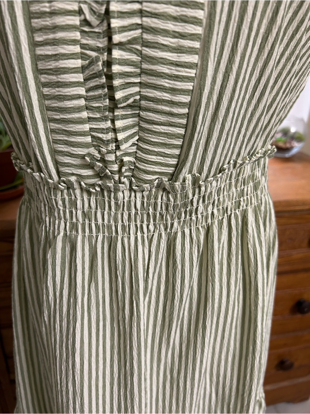 London Times Striped Green Seersucker Tiered Maxi Dress - Sleeveless Size 4 - Picture 4 of 7